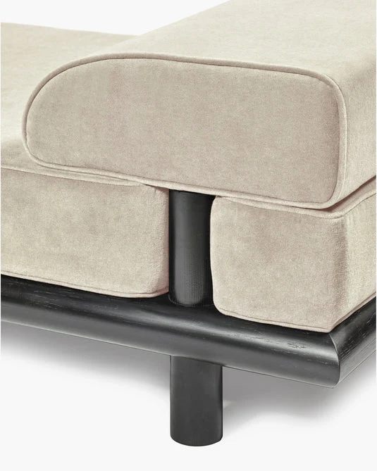 Lit de jour velours gris + cadre chêne teinté noir Beth