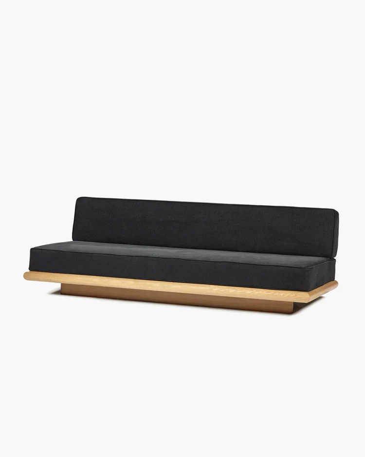 Canapé noir licot + cadre chêne naturel Ono 3