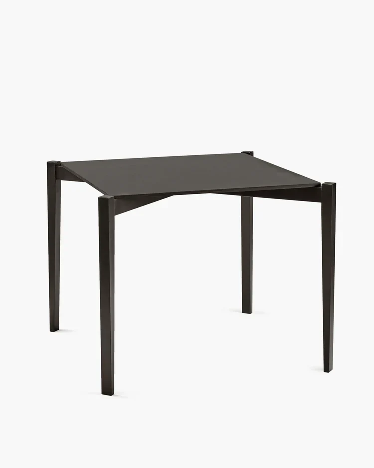 Table carrée chêne brun Eloïs