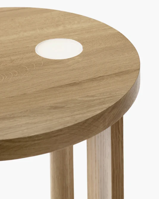 Table d'appoint L avec éclairage LED chêne marron clair Aura