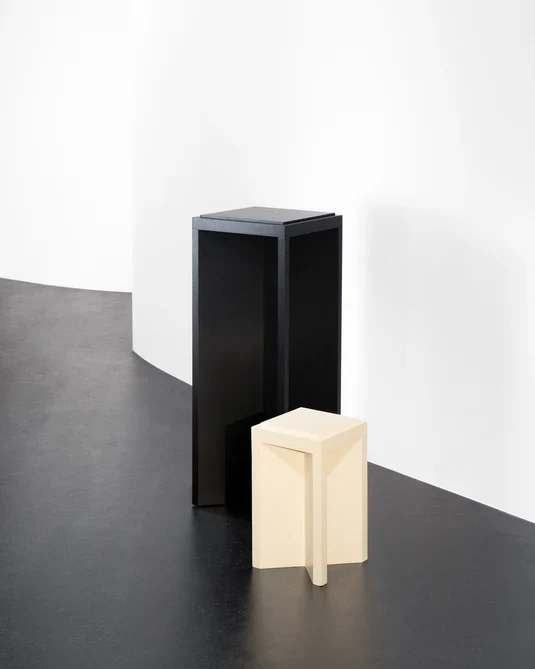 Table d'appoint chêne creme Kubé 4