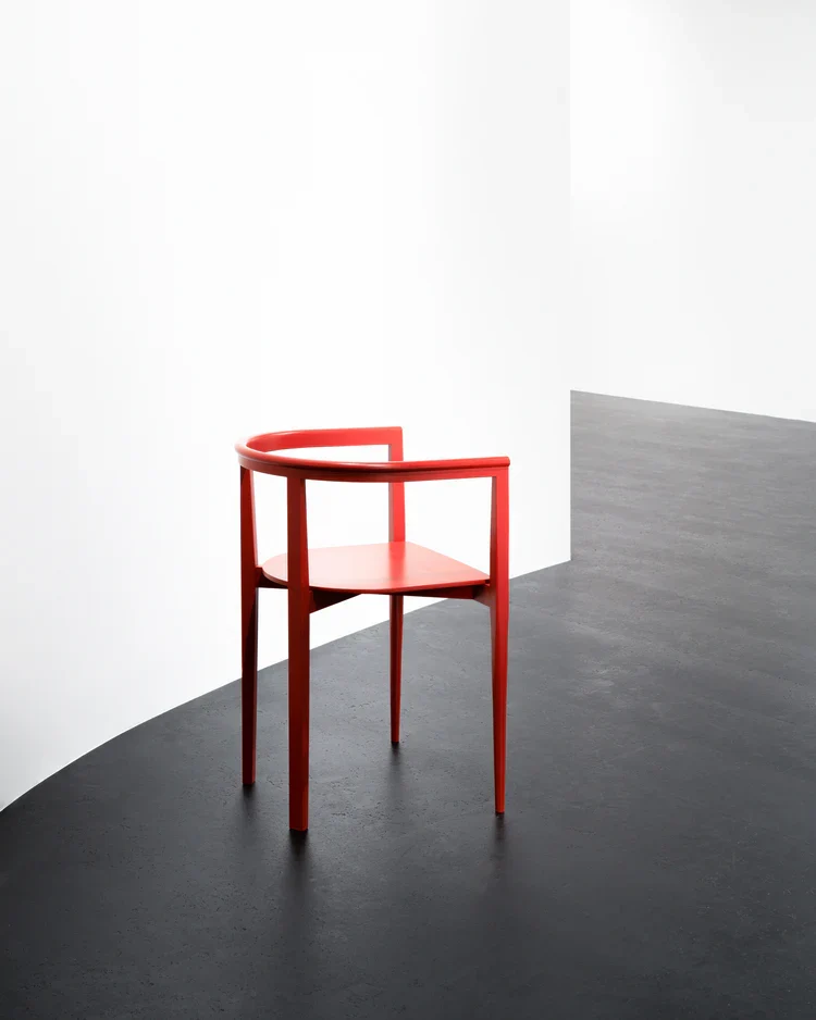 Chaise hêtre rouge Elé