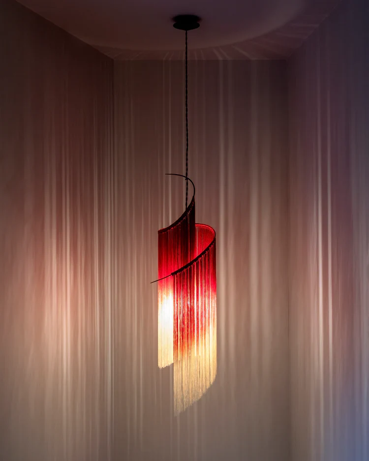 Suspension rouge/crème Rey 1