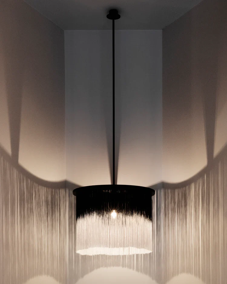 Suspension avec extension noir/blanc Wong