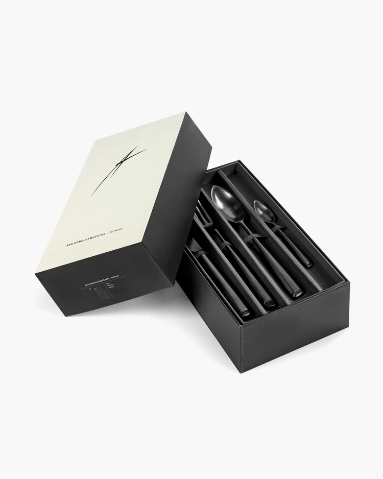 Set de 24 couverts Zoë Noir
