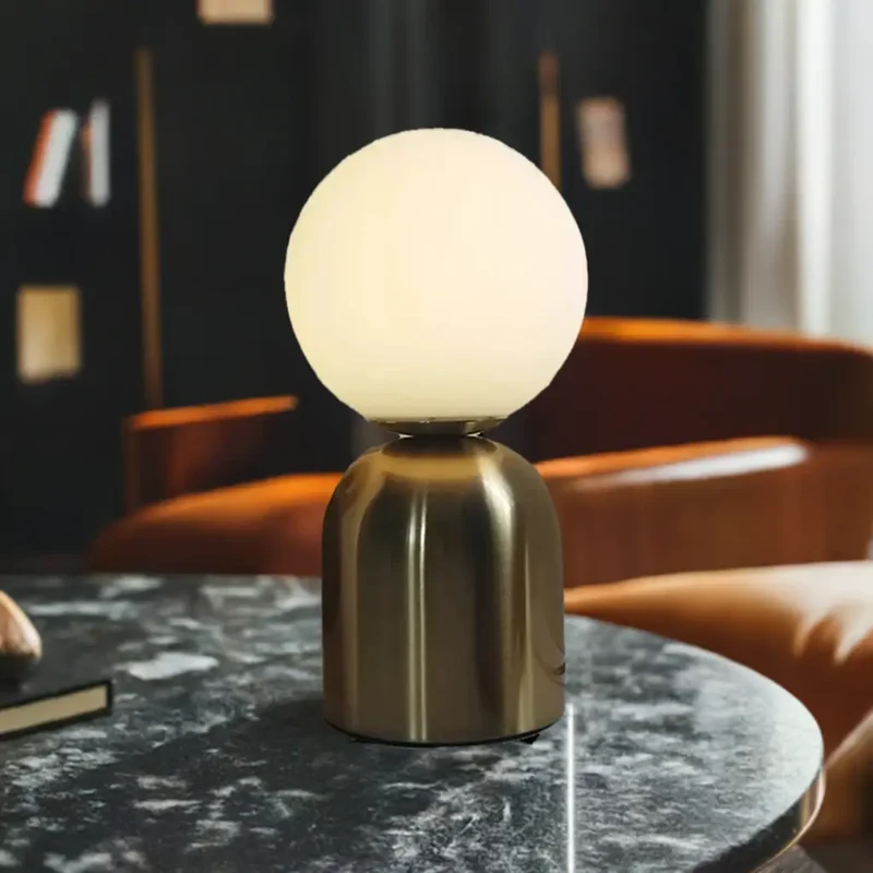 Lampe à poser laiton Nordic