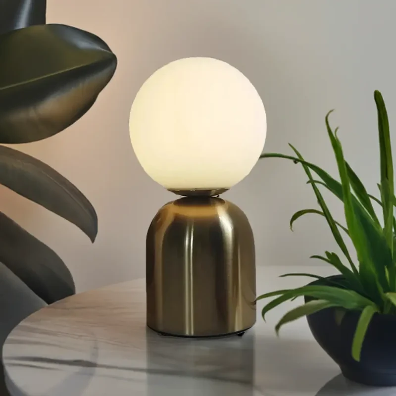 Lampe à poser laiton Nordic