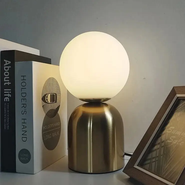 Lampe à poser laiton Nordic